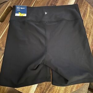 Old Navy Women's Black Bike Shorts